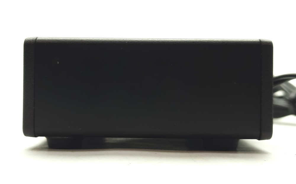 August Technology Corp OR04B-02AA LED Intensity Controller 3-Pin Mini DIN 120VAC