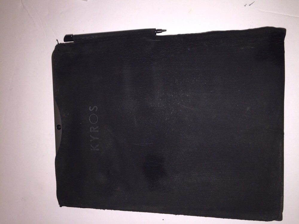 Coby Kyros 8" 4 GB Touchscreen Internet Tablet PLEASE READ ISSUE