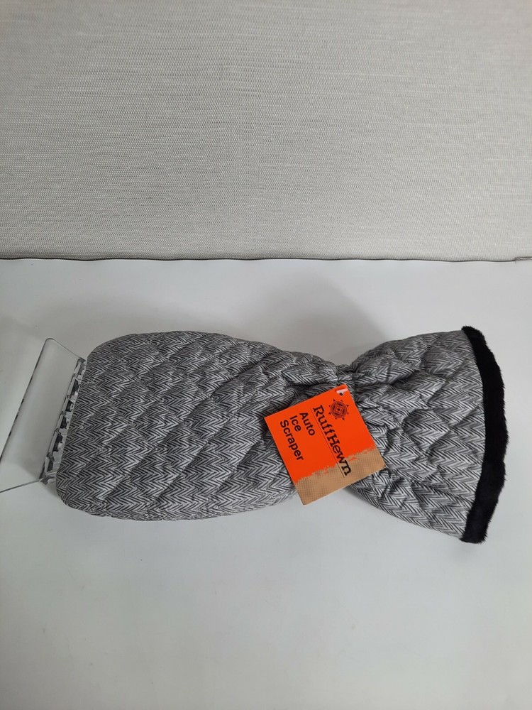 Ruff Hewn Auto Windshield Scraper Winter Ice Black White Lined Mitten Glove