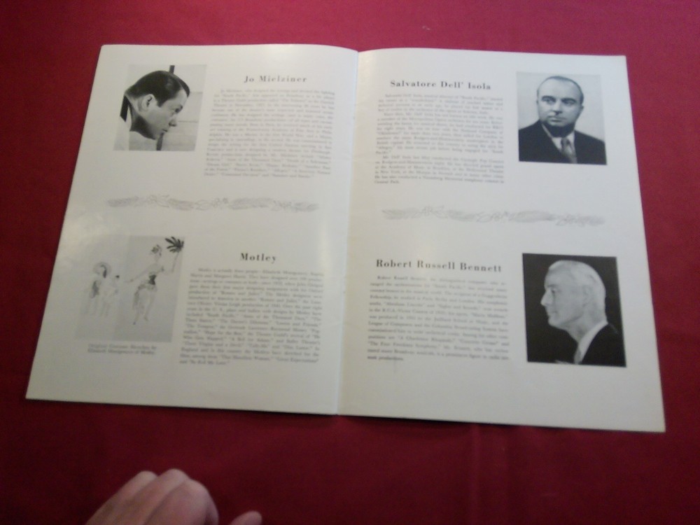 ORIGINAL 1949 Broadway " South Pacific " program - Mary Martin & Ray Middleton