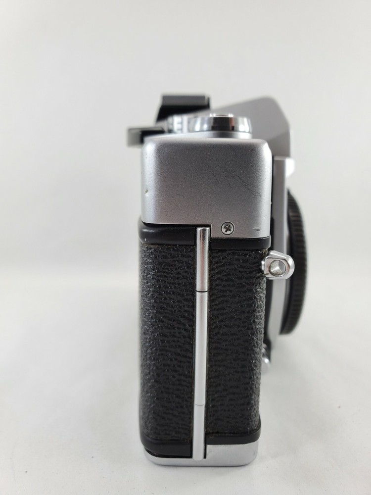 Minolta SRTSC-II Silver Body Film Camera