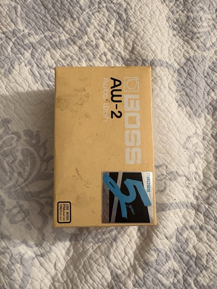 BOSS AW-2 Auto-Wah Pedal