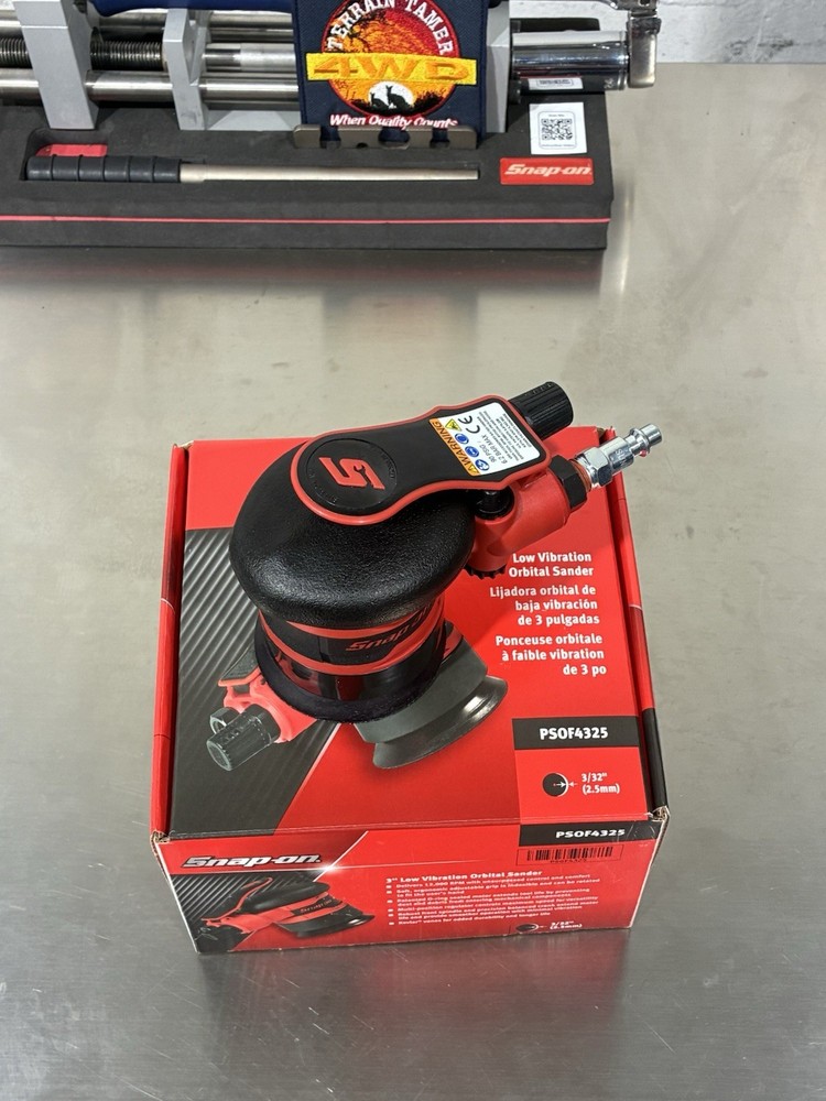 Snap-on PSOF4325 3" Low Vibration Dual Action Orbital Sander Hook-and-Loop Red