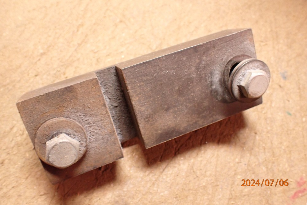 TABLE MOUNT BRACKET FOR GLENDO GRIND-R-TABLE