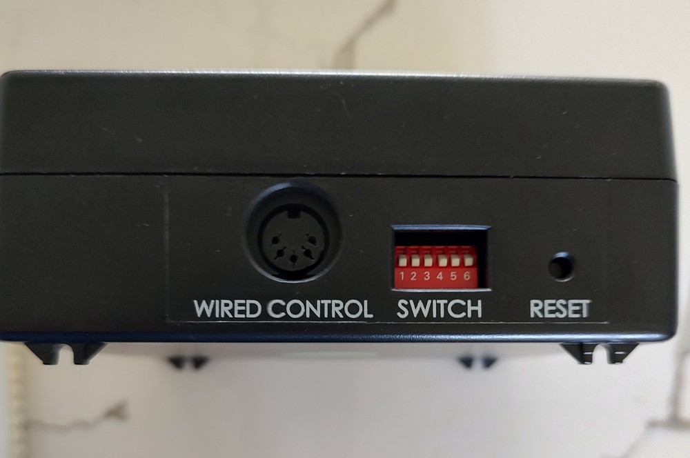Serta - Ergomotion - Adjustable Bed 1.0 Control Box - K057 with remote
