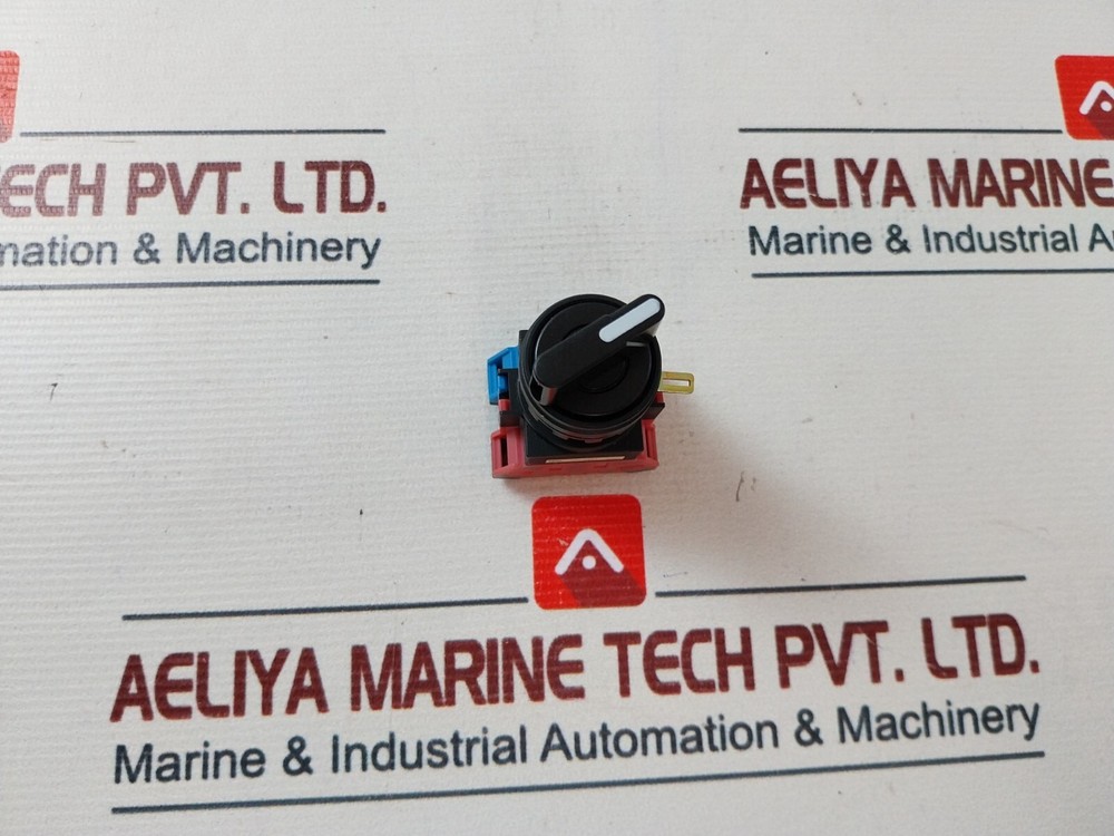IDEC IZUMI ELECTRIC HW1S-2T11 Selector Switch 600V 10A