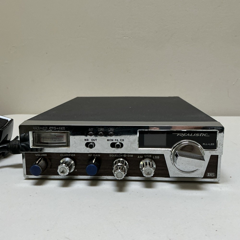 Realistic TRC-449 CB Radio