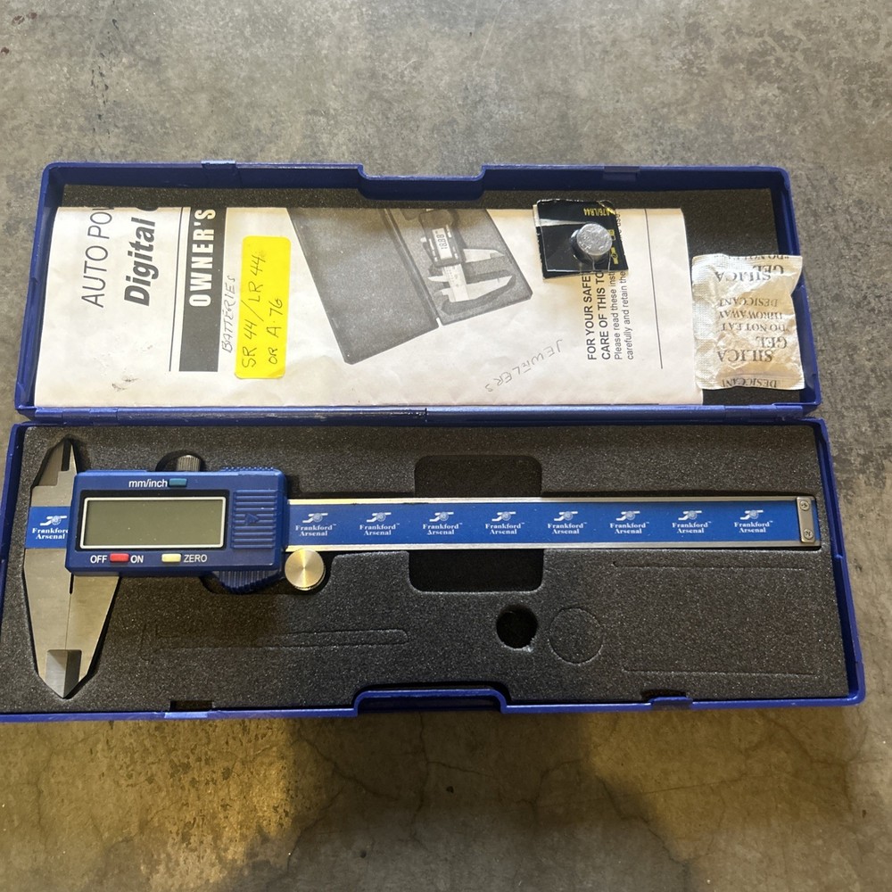Electronic Digital Caliper Frankford Arsenal Reloading Tools  w/Case Barely Used