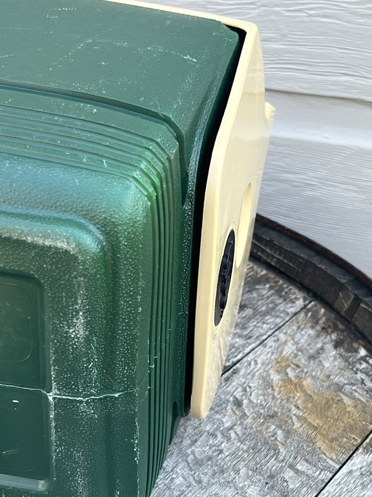 Vintage Igloo Playmate MiniMate Personal Cooler Lunchbox Beige & Hunter Green