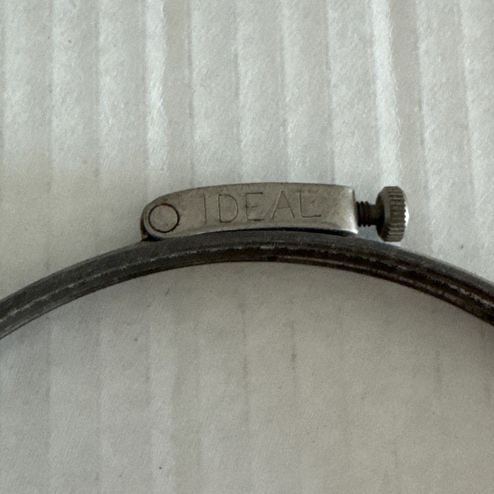 Mixed Lot of Misc. Old Sewing Tools 5 pieces