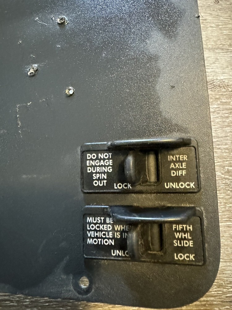 Freightliner Switch Panel Dash Panel - 22-60660-000