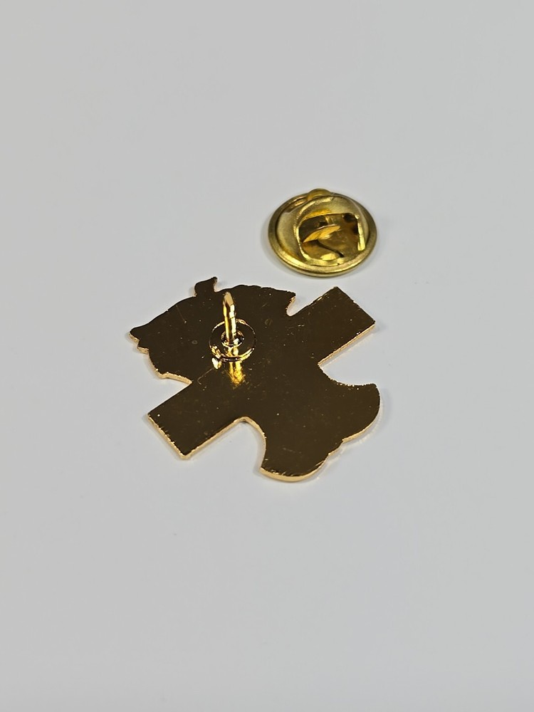 Washington Apple Core Souvenir Lapel Pin