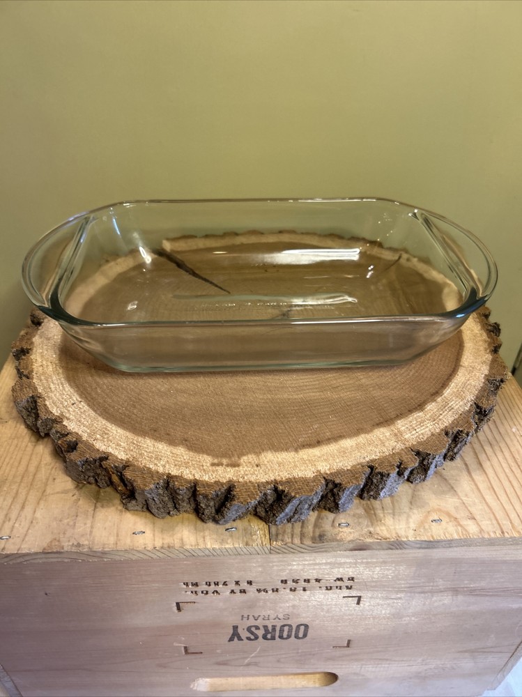 Pressed Clear Glass 1 Quart 6 in x 9 in Rectangular Baking Dish Casserole Cake