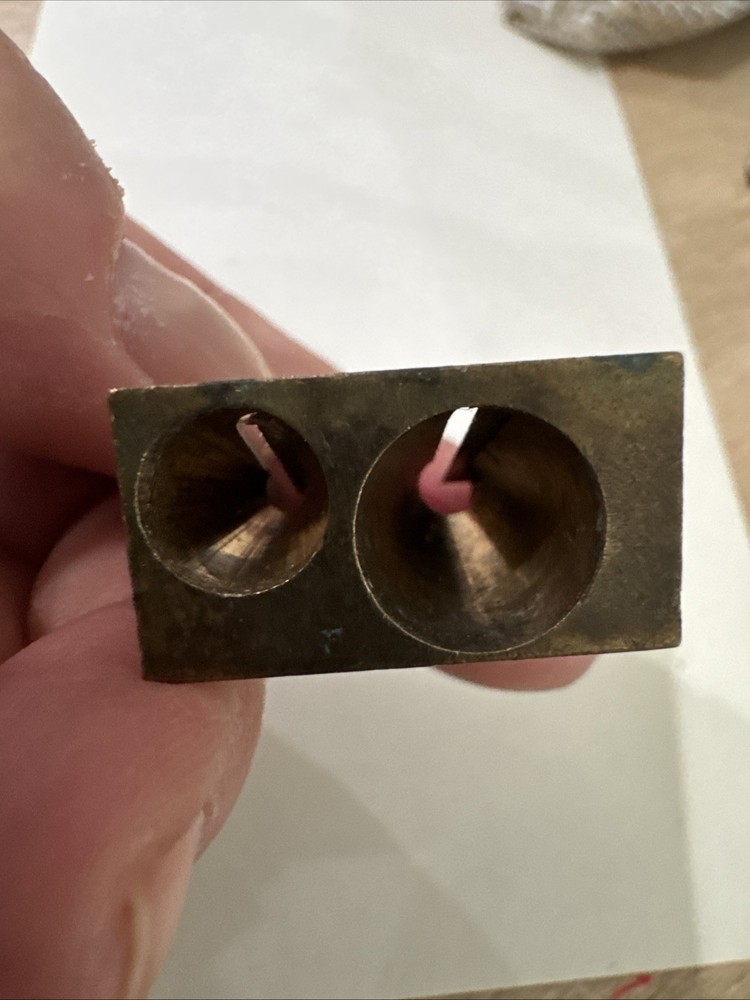 GERMAN WW2 SOLDIER METAL BRASS PENCIL SHARPENER