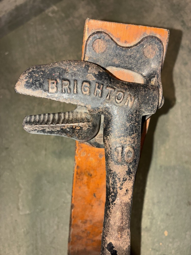 Antique Old Brighton No. 10 Cast Iron Metal Nutcracker Tabletop Kitchen Tool