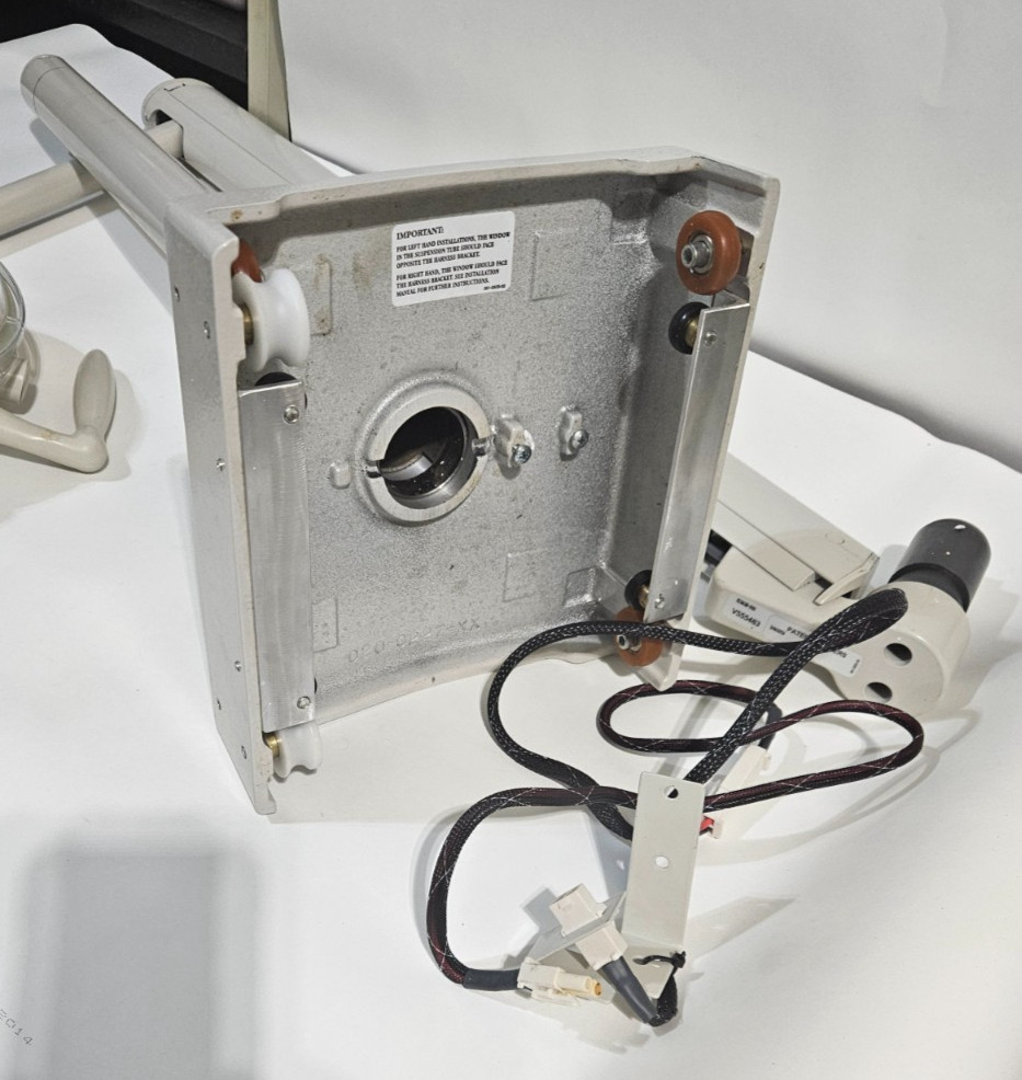 Midmark Dental Light Halogen 153638-001 -SEE DESCRIPTION