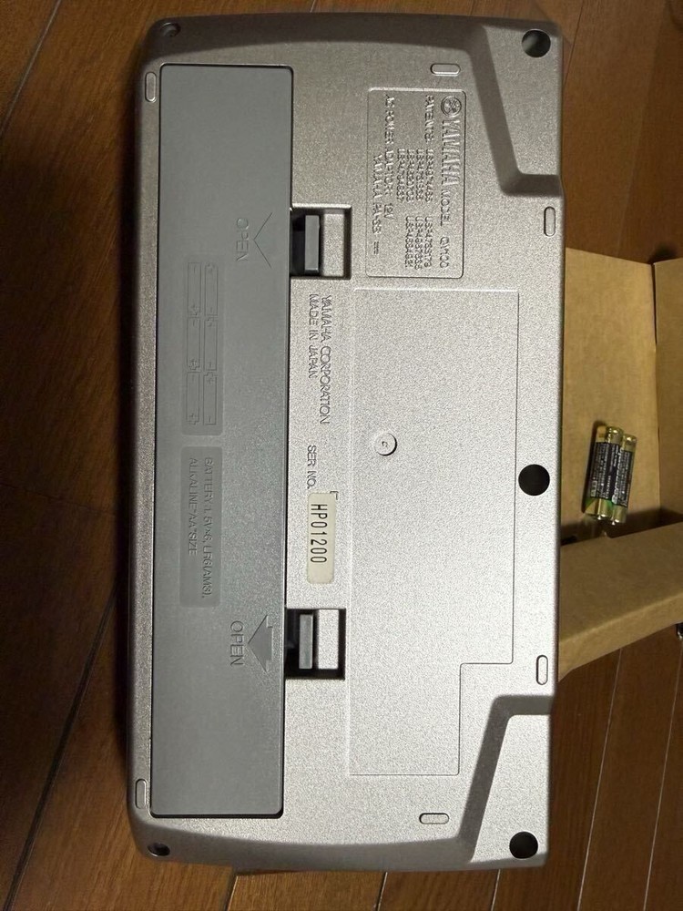 YAMAHA QY100 Sampler Sequencer Sound Module Rhythm Machine #0007