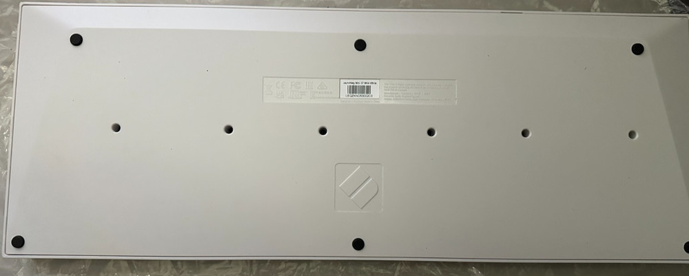 Novation Launchkey Mini 37 MK4 37-key Keyboard Controller - White