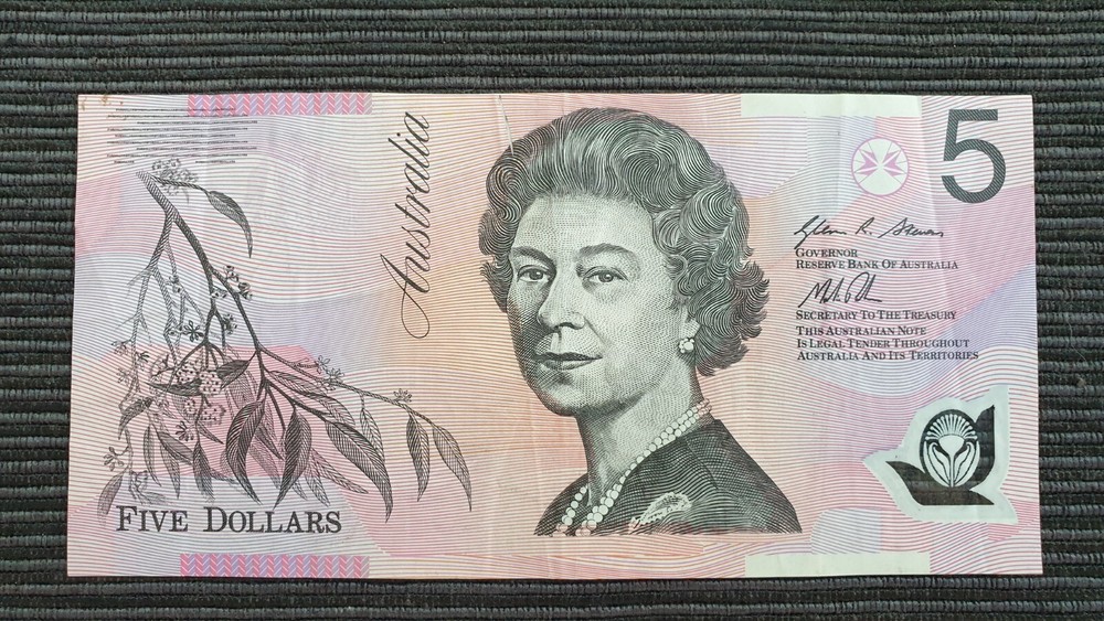 AUSTRALIA $5 2013 FIRST PREFIX Banknote BA13 766793