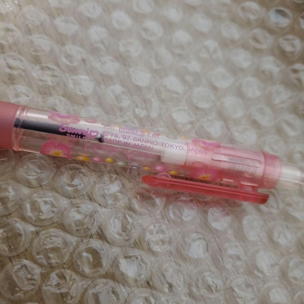 hibiscus kitty pen