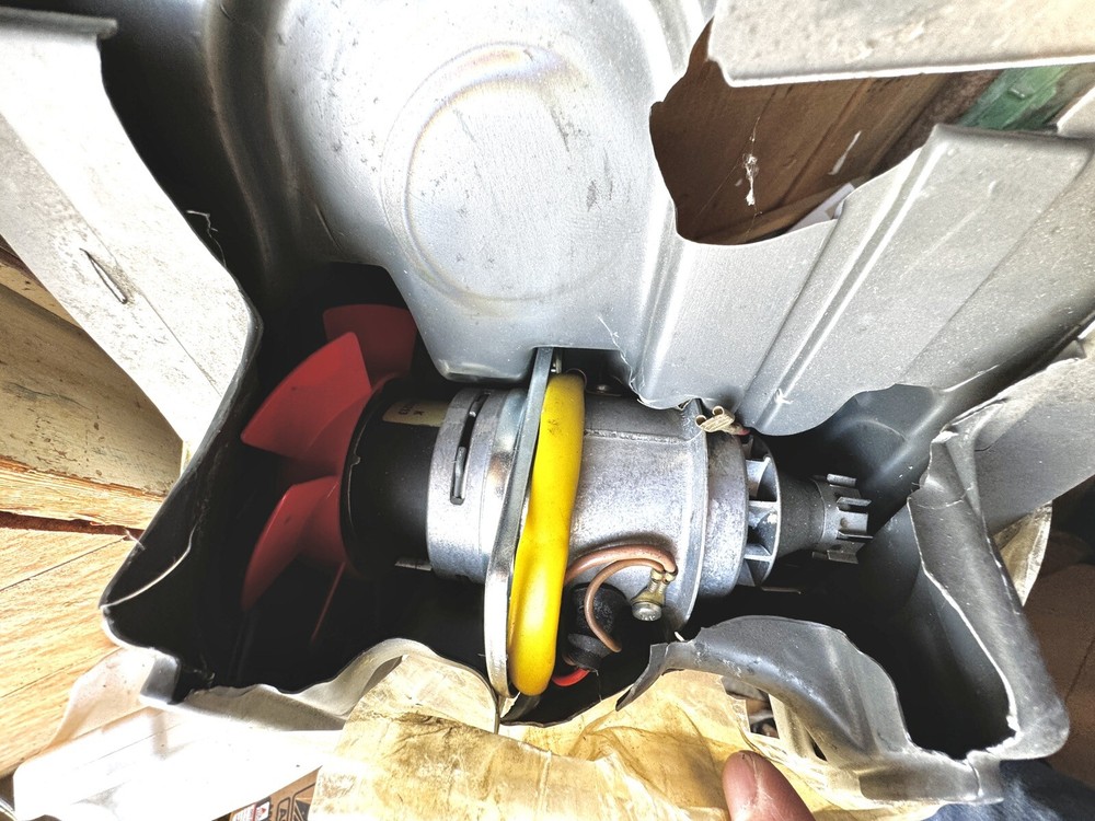 New Liebherr Fan Motor 6000090 **