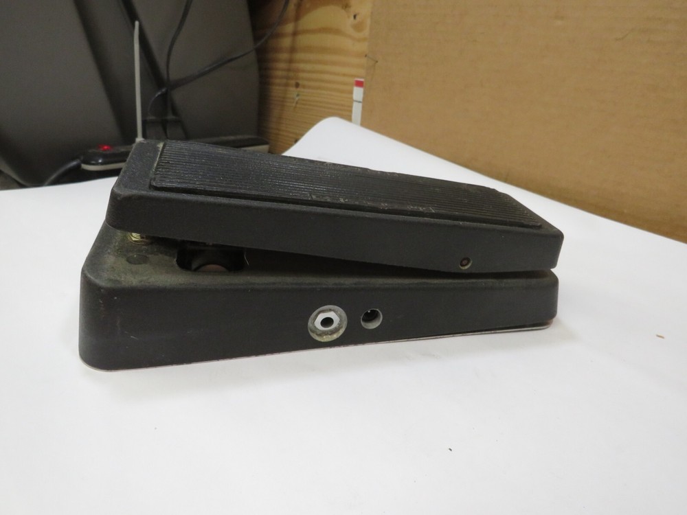 cry baby gcb-95 tested working