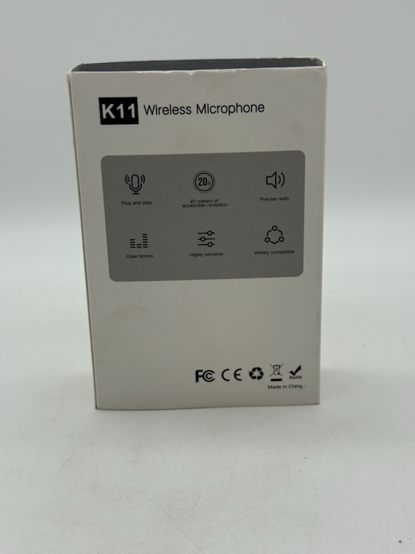 2 Pack KII Wireless Lavalier Microphones New In Box