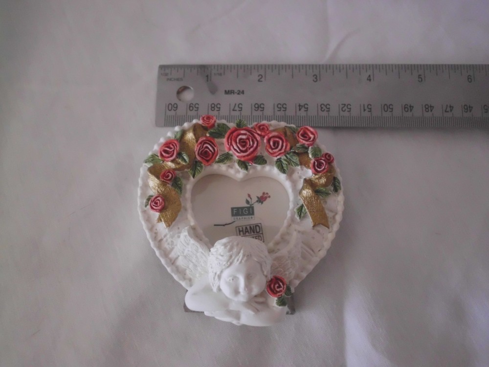 Fifgi Heavenly Angel Heart Frame