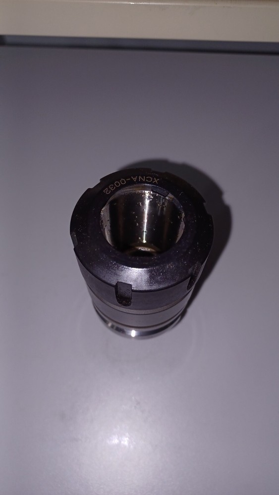 COMMAND ER32 MICRO COLLET CHUCK