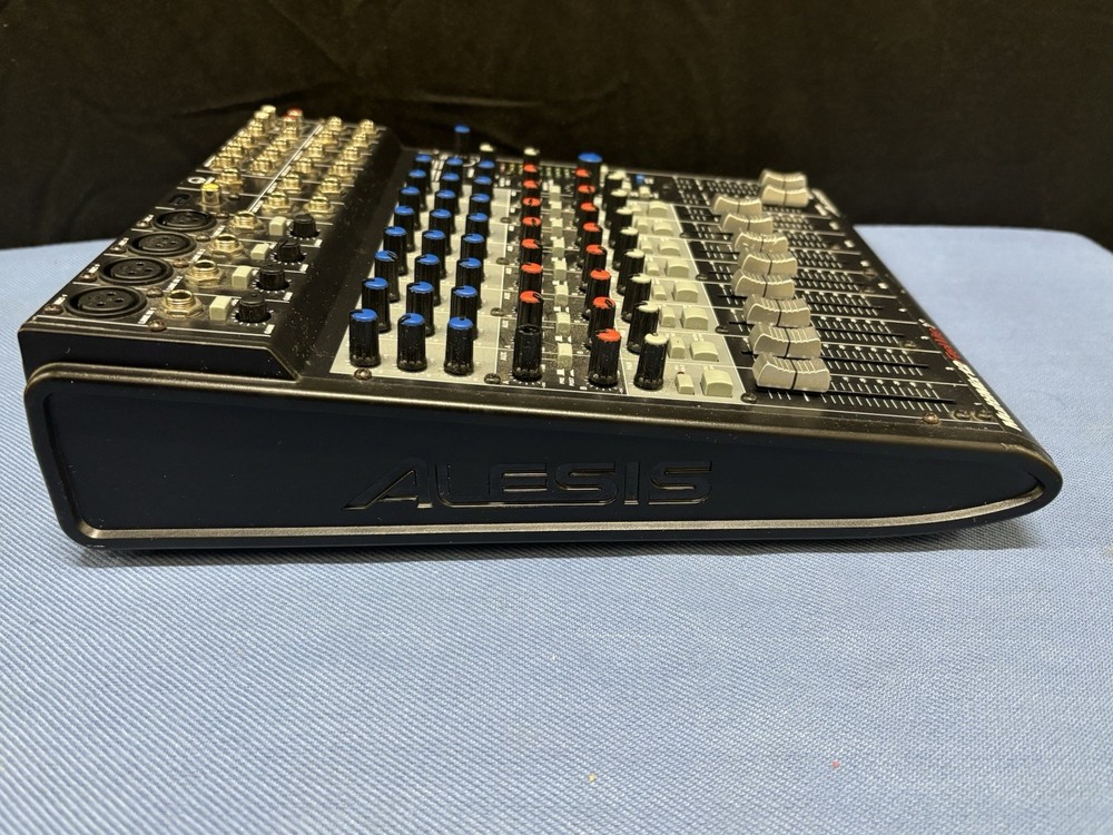 Alesis Multimix 12 FireWire No Power Supply