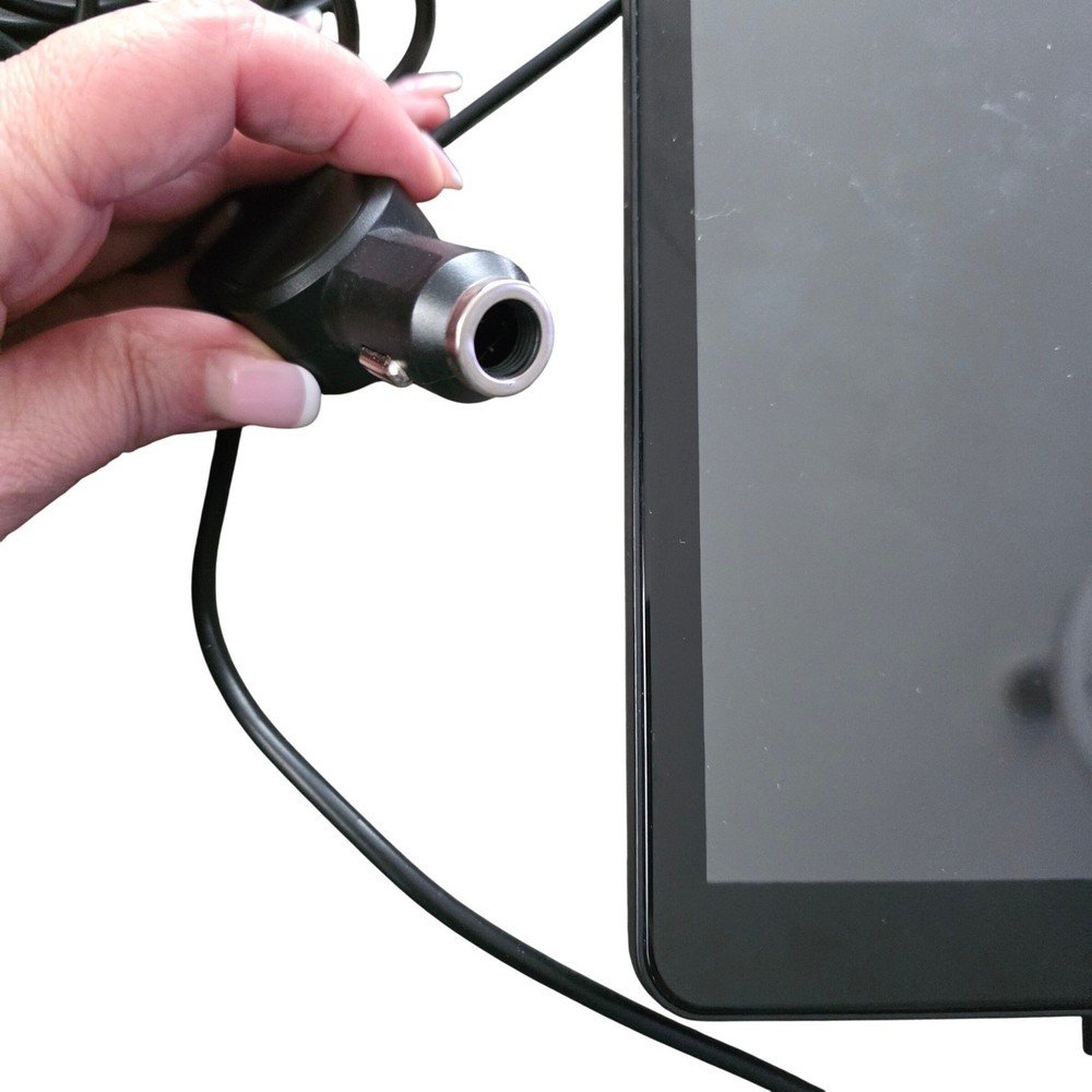 Universal 7" Portable Car Display Screen Multimedia Player QS-811 Plug Mount