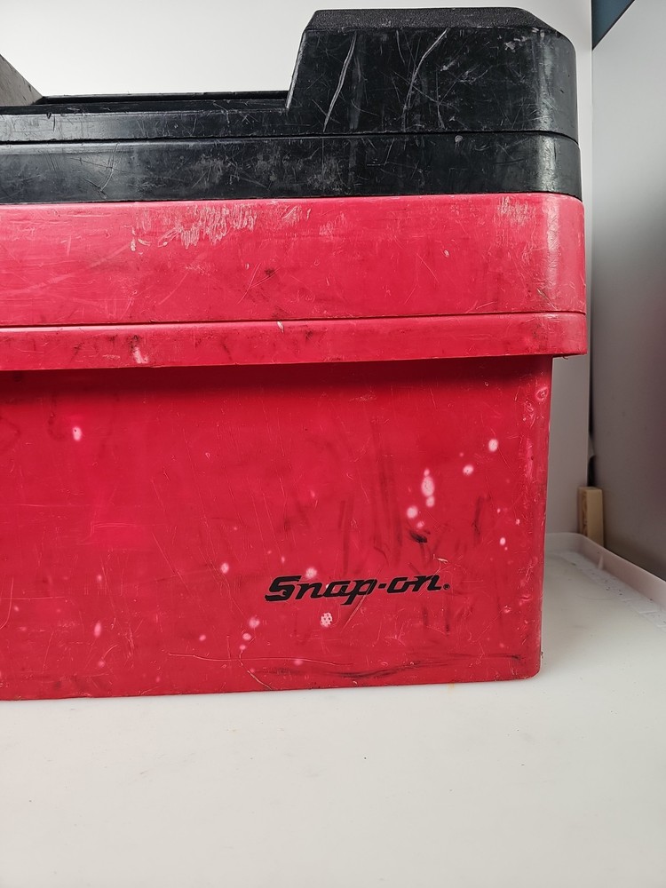Snap-on Red Plastic Portable Multi Layer Tool Box Storage Chest Case KRW200