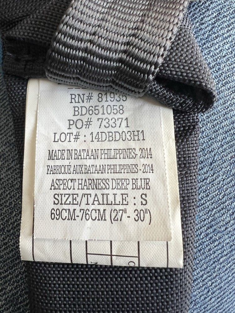 Black Diamond Aspect Climbing Harness (small)