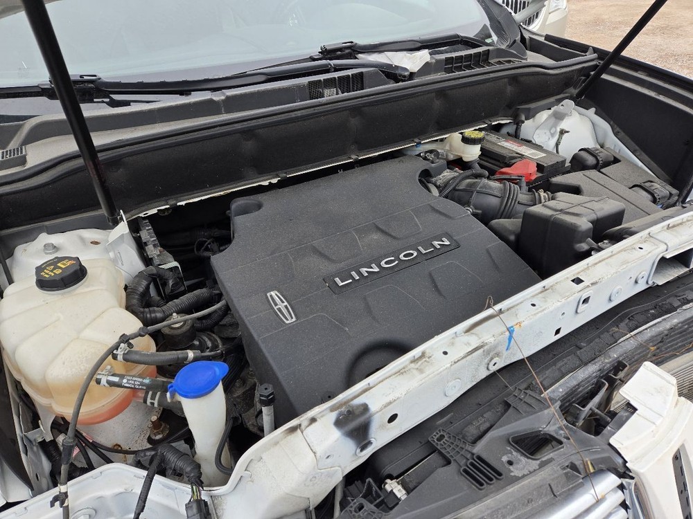 2016-2017 Lincoln MKX Front Center Dash Mounted 8" Display Touch Screen