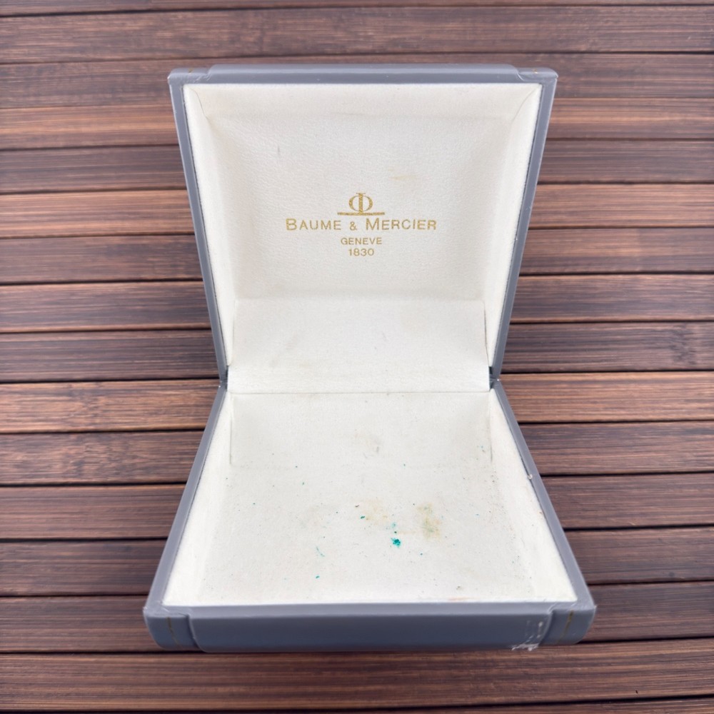 Baume Et Mercier grey box case grey rare