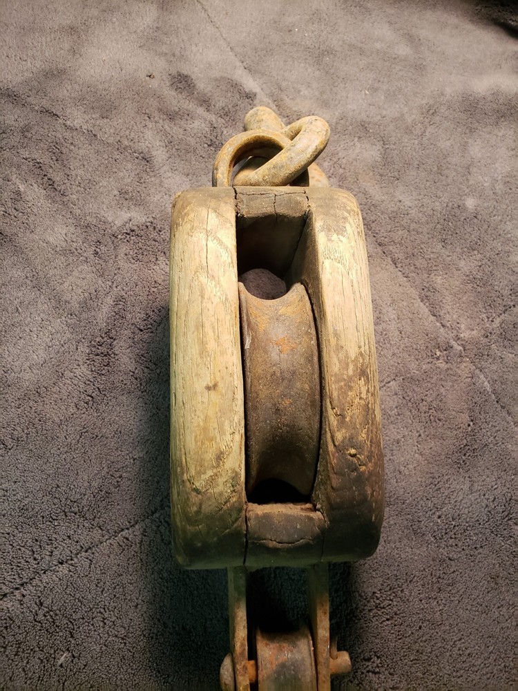 Union Hardware Wood Barn Pulley