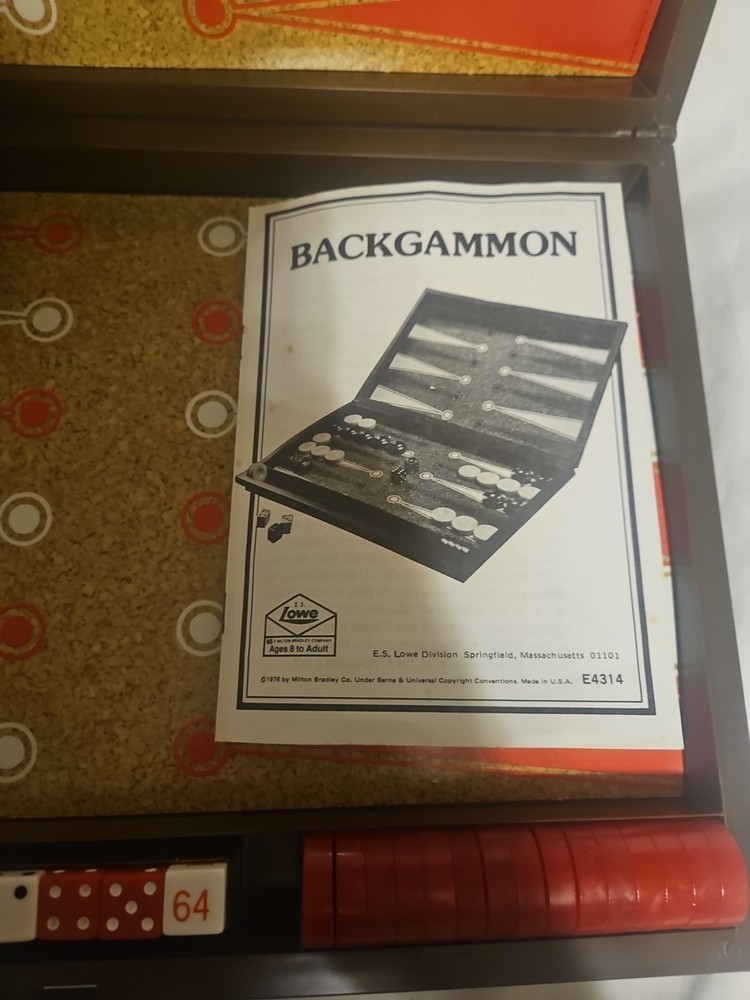 E.S. Lowe/Milton Bradley Tournament Backgammon Set Game, E4314