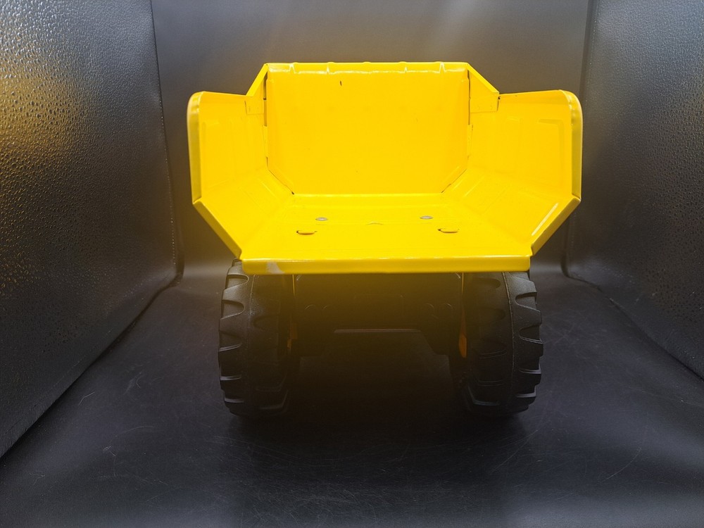2012 Hasbro: Tonka Dump Truck (354)