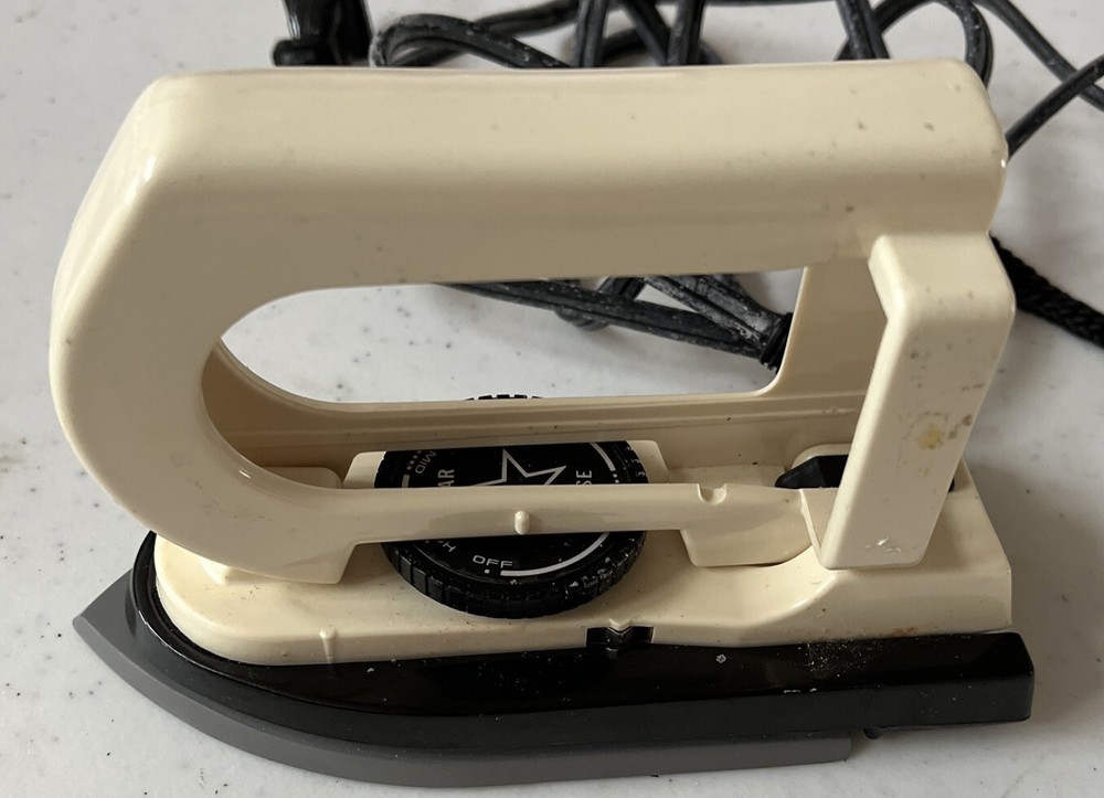 STAR CASE Travel Mini Iron With Regular/Adapter Plugs -Tested