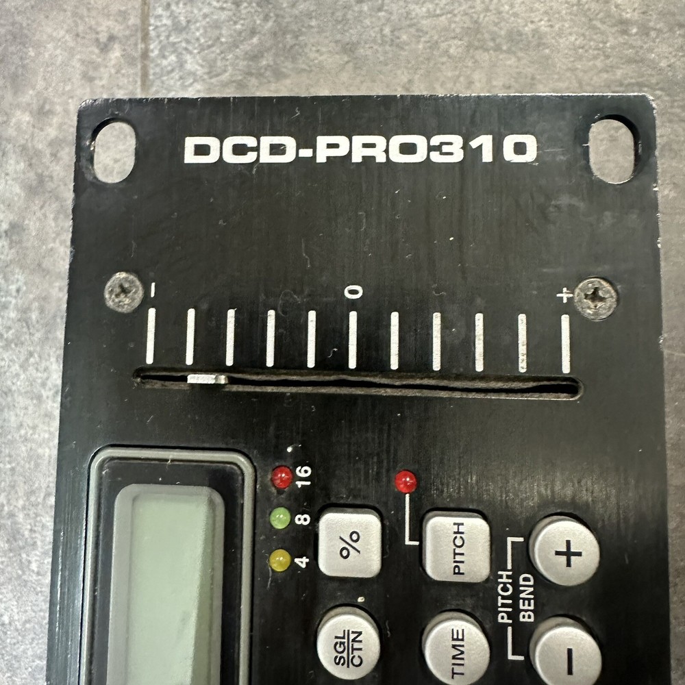 American Audio Model DCD-Pro310 Dual Professional DJ Controller