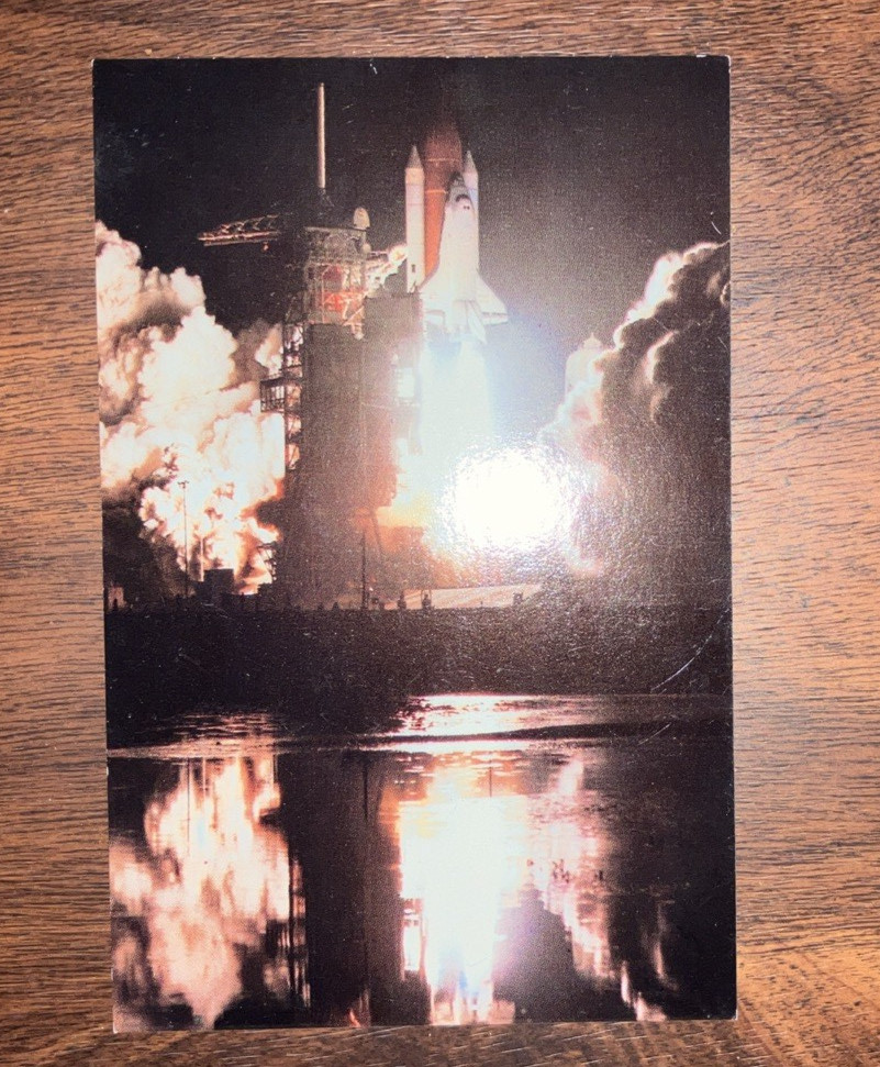 8 NASA COLLECTORS CHALLENGER SPACE SHUTTLE POSTCARDs