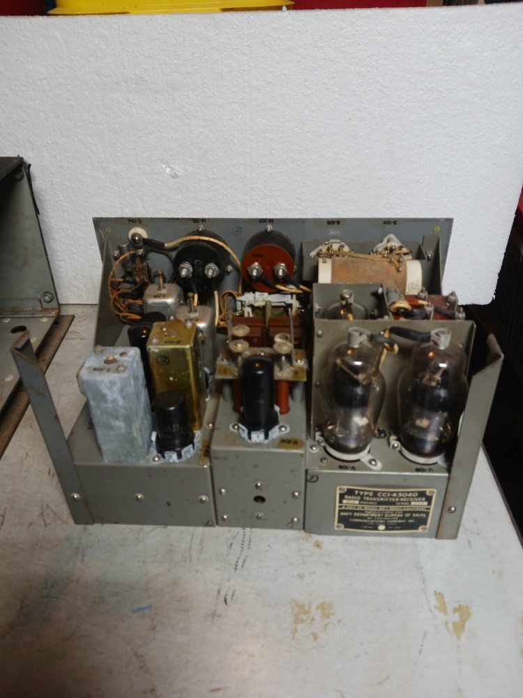 RARE WWII MO-1 RADIO TRANSMITTER RECEIVER #284