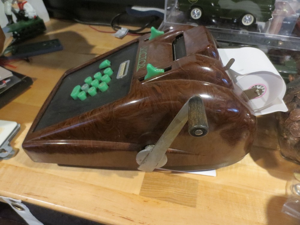 VINTAGE 1930 VICTORY BAKELITE ADDING MACHINE