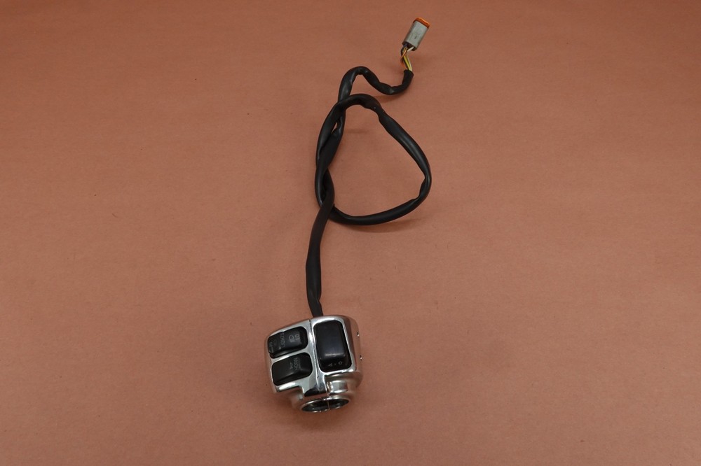 00-06 Harley Davidson Heritage Softail FLSTCI Left Handlebar Switch Turn Signal