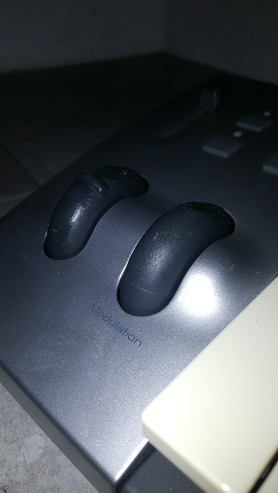 M-Audio KeyRig 49 49-Key USB Keyboard Controller STICKY SCROLL WHEELS