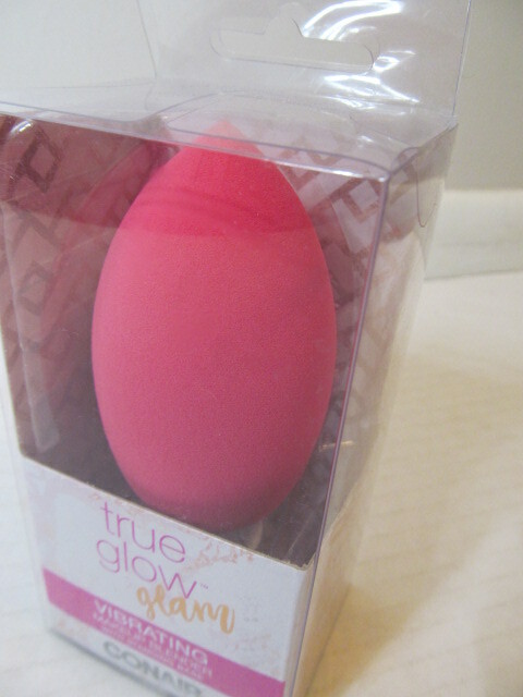 Conair True Glow Glam Vibrating Makeup Blender with Standing Base