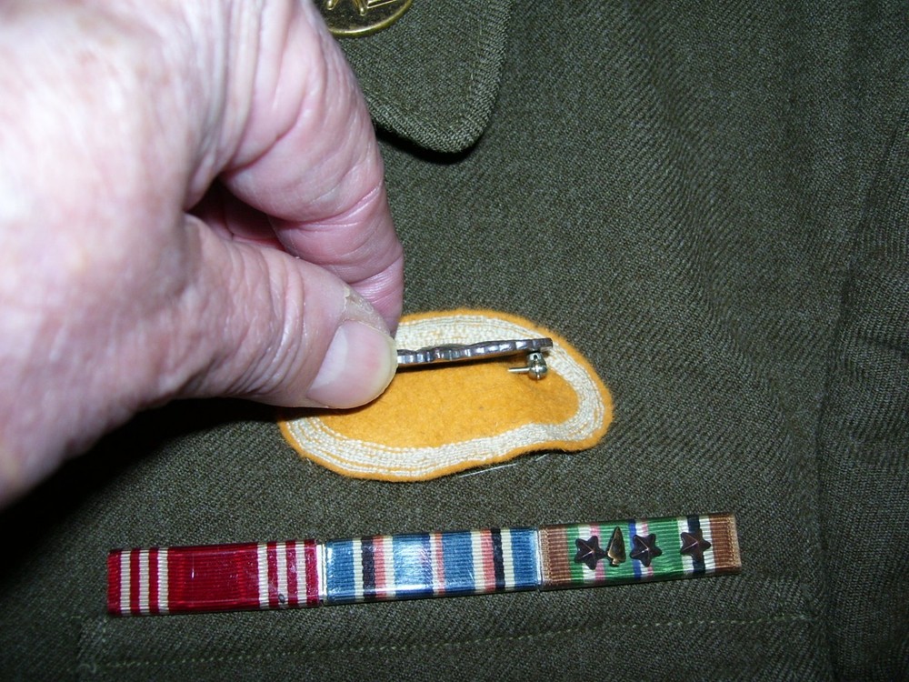 WWII NAMED RESEARCHED AIRBORNE UNIFORM COMPLETE GROUPING WITH BRING BACKS