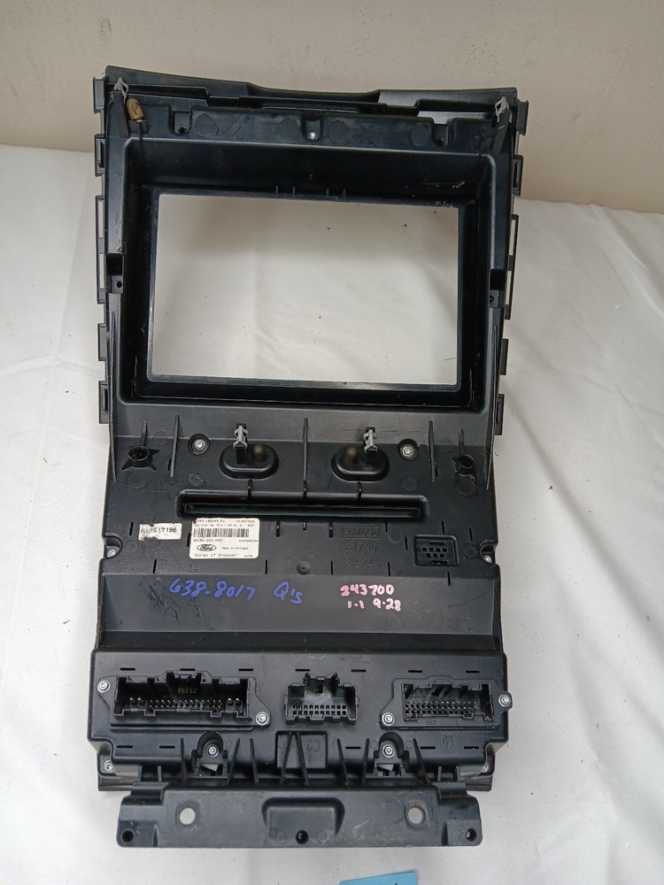 FT4T-18E245-FJ *Read Description* FORD RADIO CONTROL PANEL