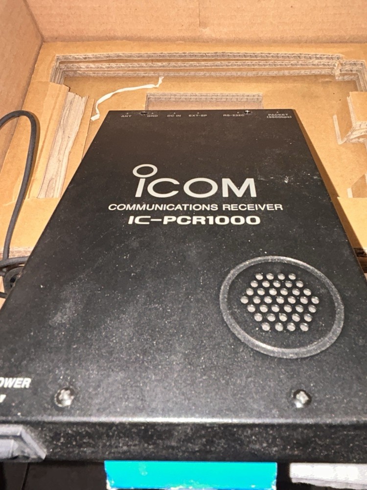 iCOM IC-PCR1000 Wide Band Communications Receiver