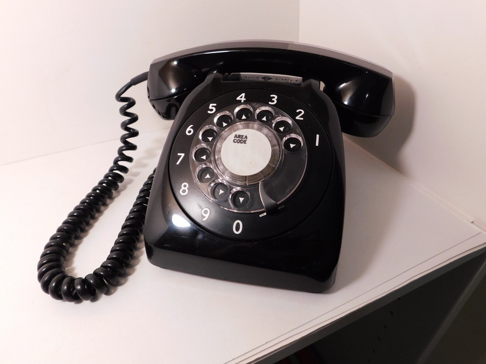 A Scarce Original AUTOMATIC ELECTRIC A/E 80 that Works & In Very Good Condition!